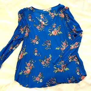 Beautiful blue floral top
